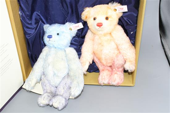 A Steiff Hello 2000 Goodbye 1999 twin bear set, with original numbered box, and four other Steiff bears